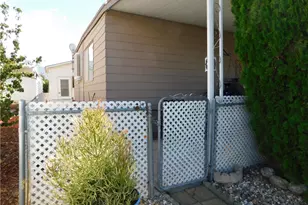 35218 Fir Ave, Yucaipa, CA 92399 - Photo 57