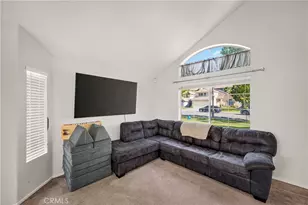 29189 Stonegate Ln, Highland, CA 92346 - Photo 7