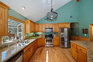 340 Santa Barbara Ave, Sugarloaf, CA 92386 - Photo 15