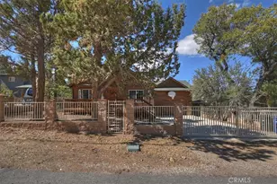 340 Santa Barbara Ave, Sugarloaf, CA 92386 - Photo 7