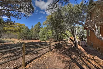 340 Santa Barbara Avenue, Sugarloaf, CA 92386 - Photo 31