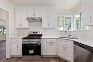 11802 S Van Ness Ave, Hawthorne, CA 90250 - Photo 13