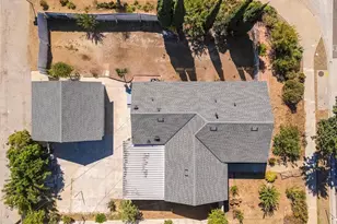 11802 S Van Ness Ave, Hawthorne, CA 90250 - Photo 3
