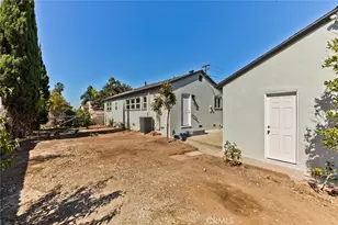 11802 S Van Ness Ave, Hawthorne, CA 90250 - Photo 19