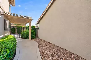 6048 Spanish Trail Cove, Banning, CA 92220 - Photo 31