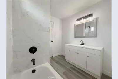718 E 103rd Place, Los Angeles, CA 90002 - Photo 23