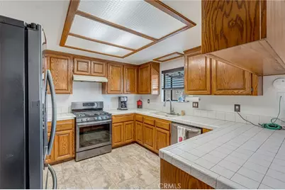 17829 Terry Street, Fontana, CA 92336 - Photo 11