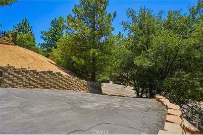 463 Delle Drive, Crestline, CA 92325 - Photo 5