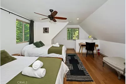 26151 Lake Forest, Twin Peaks, CA 92391 - Photo 15