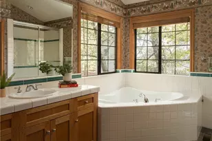 937 Osprey Ln, Lake Arrowhead, CA 92352 - Photo 15