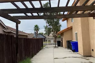2695 Rosarita, San Bernardino, CA 92407 - Photo 17