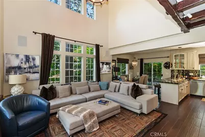 244 Corona Circle, Lake Arrowhead, CA 92352 - Photo 3