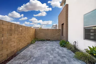 150 Scale, Irvine, CA 92618 - Photo 31