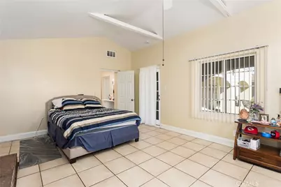 31712 Avenue E, Yucaipa, CA 92399 - Photo 19