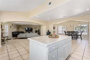 31712 Avenue E, Yucaipa, CA 92399 - Photo 7