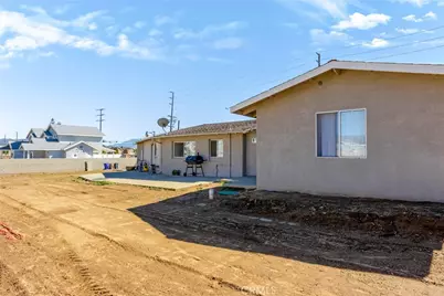 31712 Avenue E, Yucaipa, CA 92399 - Photo 27