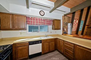 42934 Fairy, Big Bear Lake, CA 92315 - Photo 19