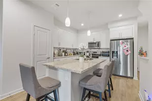 125 Dove Lndg, Covina, CA 91722 - Photo 13