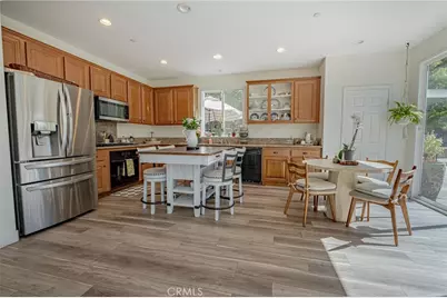 596 Hacienda Drive, Riverside, CA 92507 - Photo 5