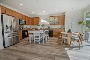 596 Hacienda Dr, Riverside, CA 92507 - Photo 5