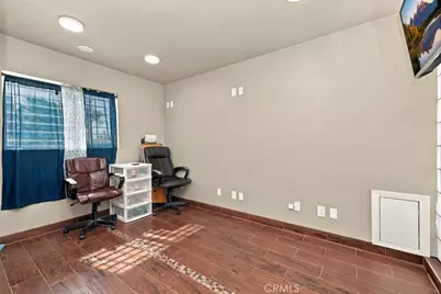 2155 N Arrowhead, San Bernardino, CA 92405 - Photo 29