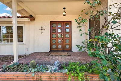 306 La Colina Drive, Redlands, CA 92374 - Photo 3