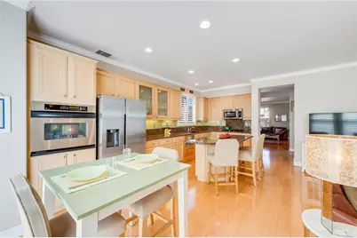 8730 E Heatherwood, Anaheim Hills, CA 92808 - Photo 9