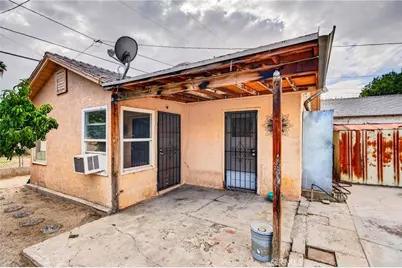 243 E Olive St, San Bernardino, CA 92410 - Photo 57