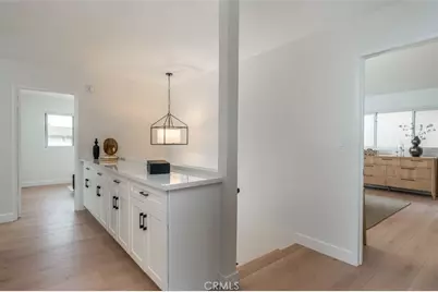1837 Ayers Way, Burbank, CA 91501 - Photo 17
