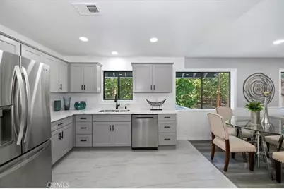 347 Birchwood, Lake Arrowhead, CA 92352 - Photo 15