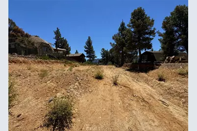 1084 Cedar Mountain Road, Big Bear City, CA 92314 - Photo 5