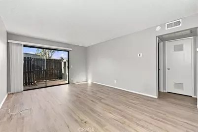 1150 S Meadow Lane #66, Colton, CA 92324 - Photo 5