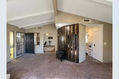 1300 W Menlo #97, Hemet, CA 92543 - Photo 5