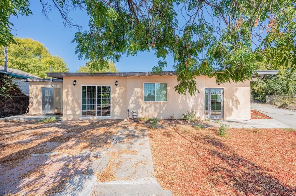 2201 Strathmore Ave, Rosemead CA  91770-3569 exterior