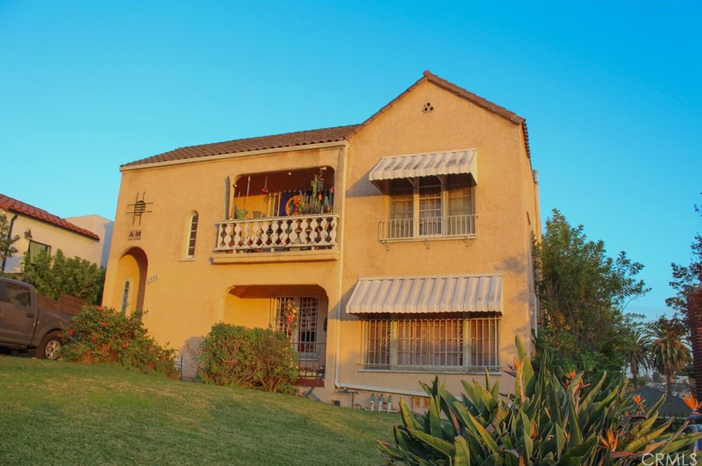 1330 Keniston Ave, Los Angeles CA  90043-2224 exterior