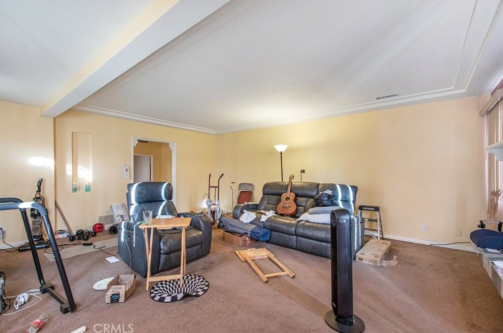 1455 94th St, Los Angeles CA  90047-3911 exterior