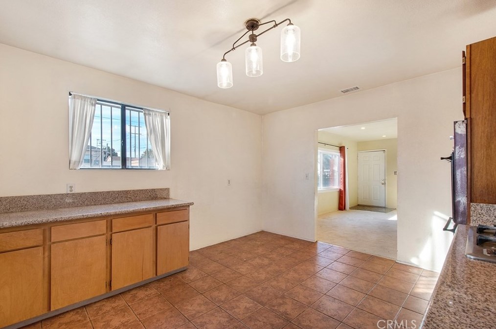 1455 94th St, Los Angeles CA  90047-3911 exterior