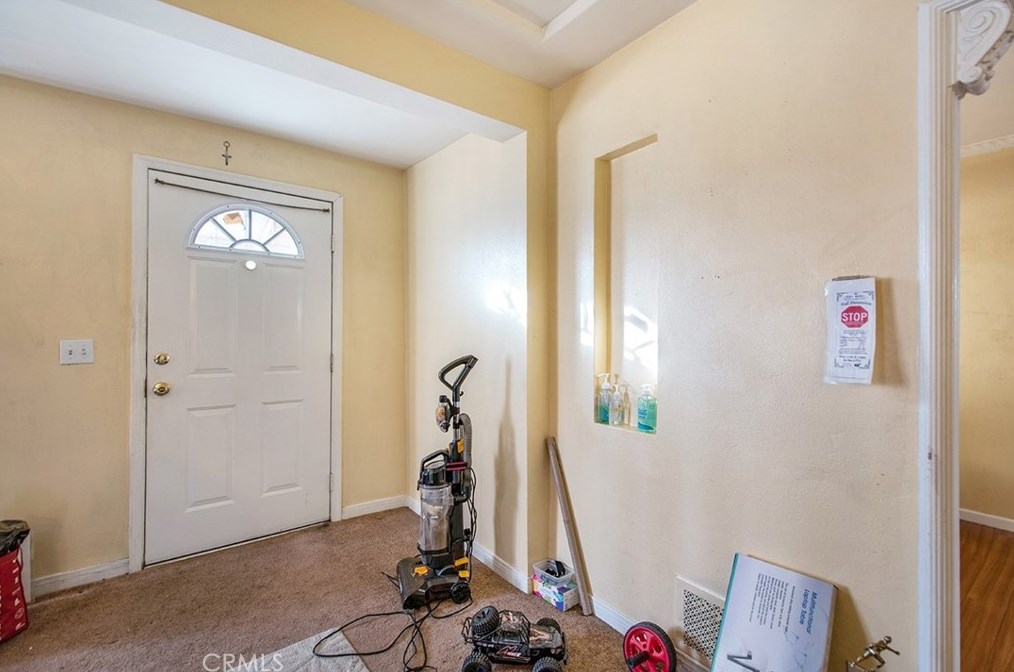 1455 94th St, Los Angeles CA  90047-3911 exterior