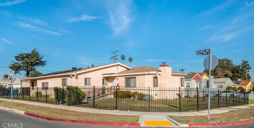1455 94th St, Los Angeles CA  90047-3911 exterior