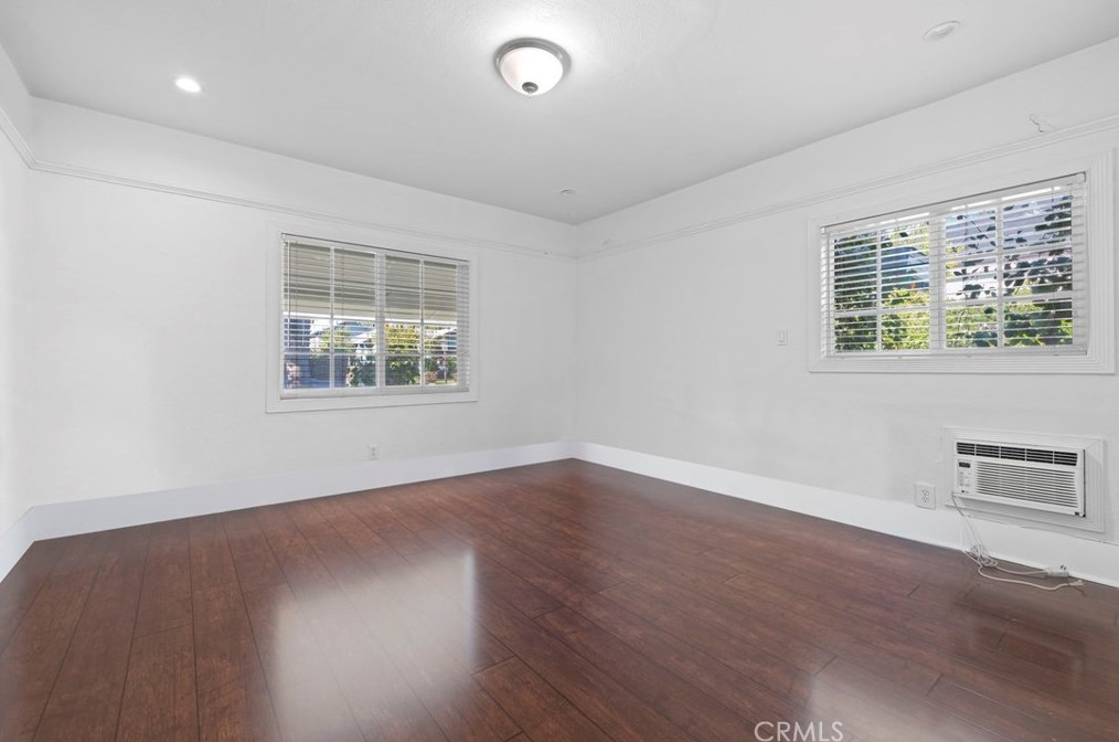 124 Berkeley Ave, Pasadena CA 91107-3548 exterior