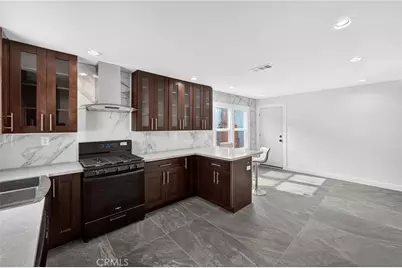 208 S Burris Avenue, Compton, CA 90221 - Photo 9