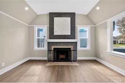 208 S Burris Avenue, Compton, CA 90221 - Photo 5