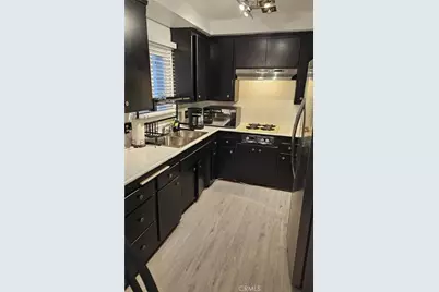721 Larch Street #11, Inglewood, CA 90301 - Photo 3