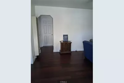 270 E Heath Lane, Long Beach, CA 90805 - Photo 3