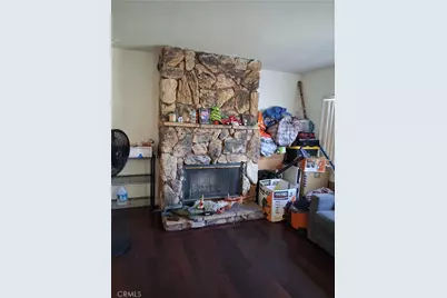 270 E Heath Lane, Long Beach, CA 90805 - Photo 5