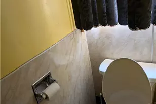 203 W 77th St St, Los Angeles, CA 90003 - Photo 23