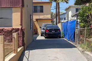 203 W 77th St St, Los Angeles, CA 90003 - Photo 3