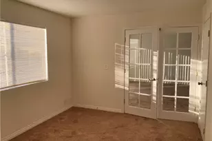 8505 Columbus Ave, North Hills, CA 91343 - Photo 11