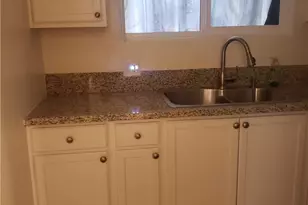 3846 Woodlawn Ave, Los Angeles, CA 90011 - Photo 3