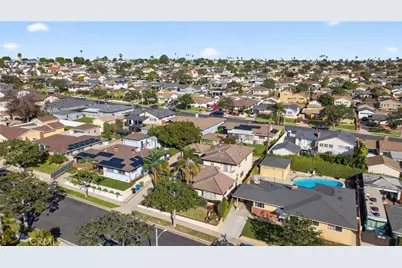 10524 S 8th Place, Inglewood, CA 90303 - Photo 7